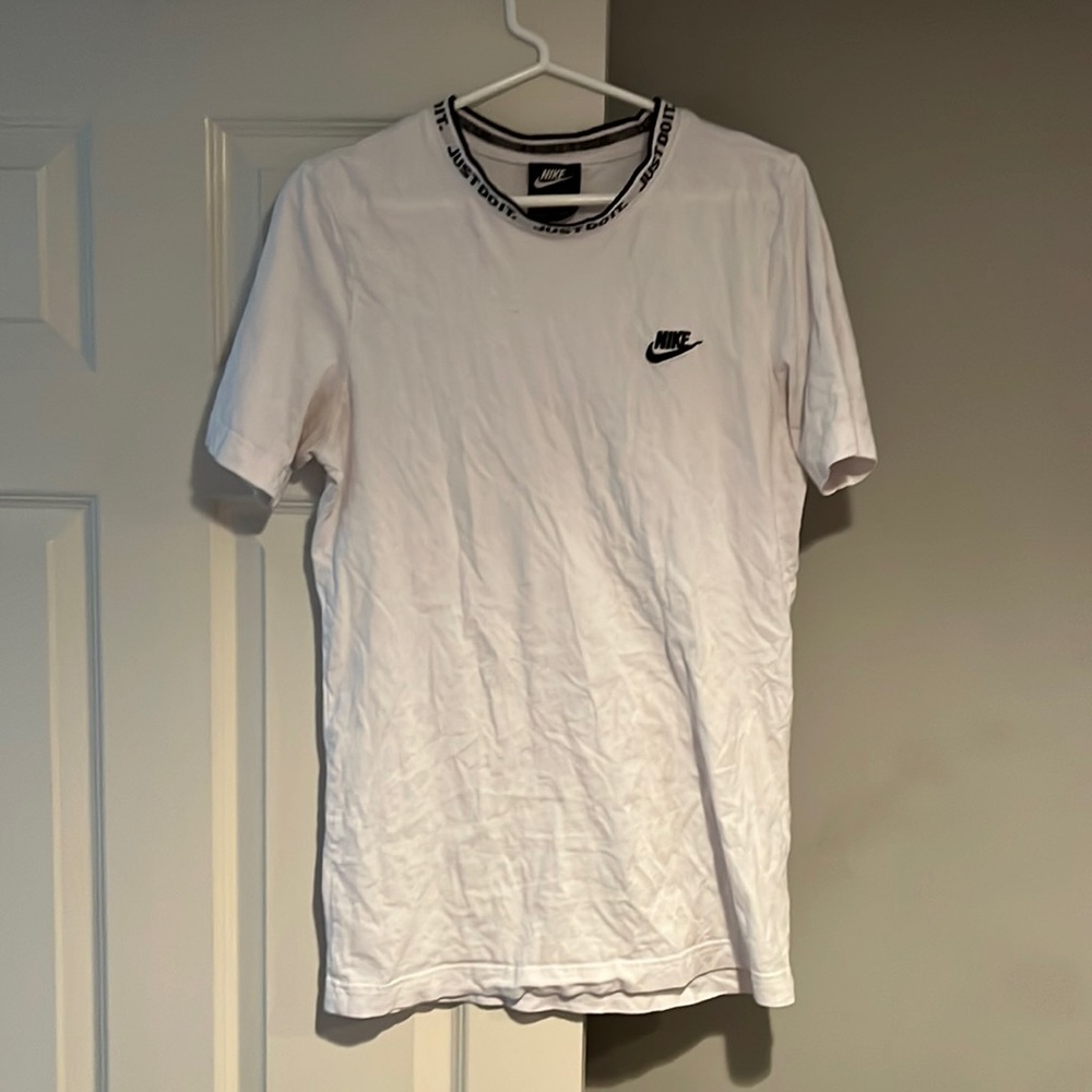 Nike Just do it Script Neck T-Shirt